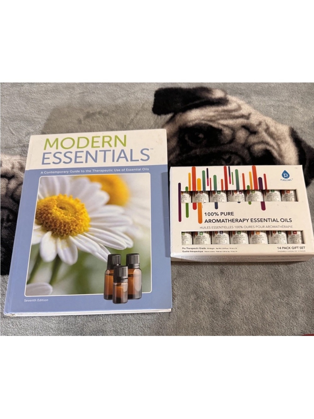 Modern Essentials Aromatherapy Essential Oils Book Set —Read Description—